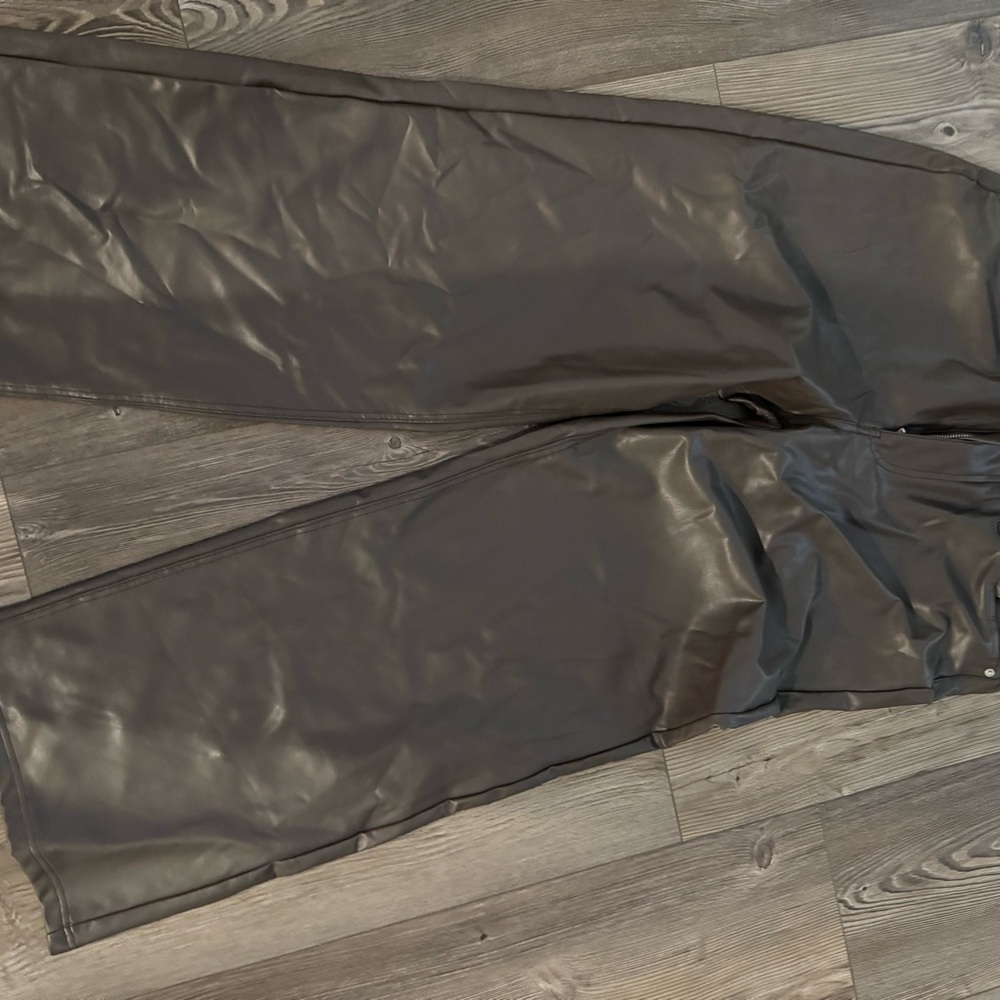 Women's Stylish Black Leather Trousers